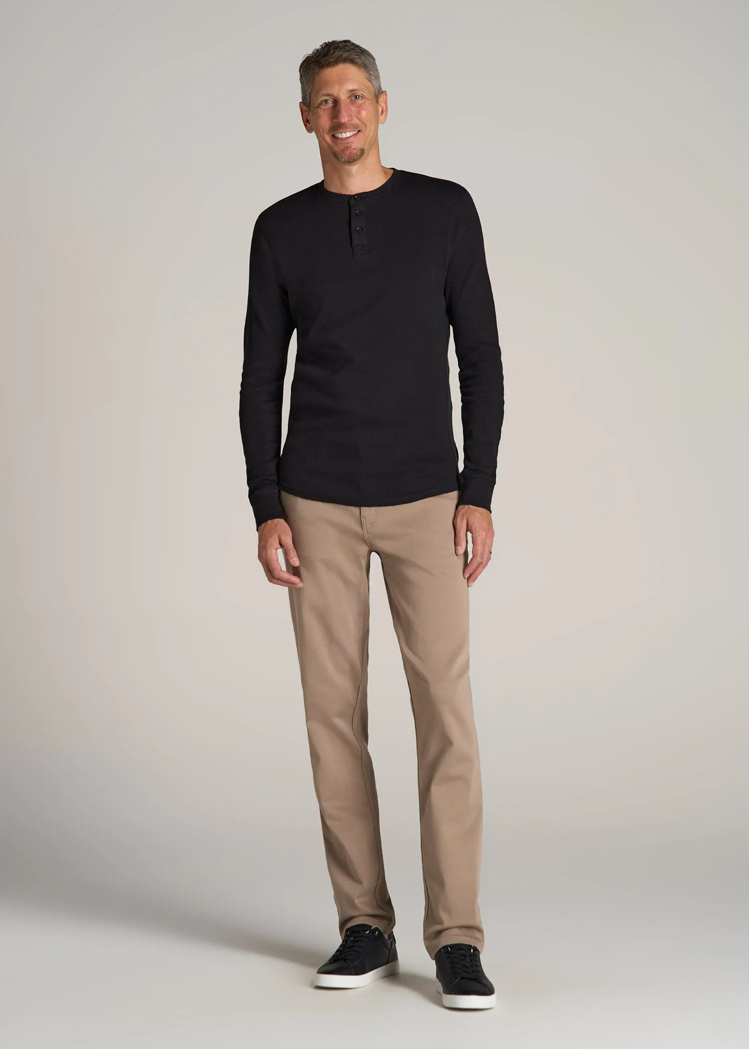 Double Honeycomb Thermal Long-Sleeve Henley Shirt for Tall Men in Black