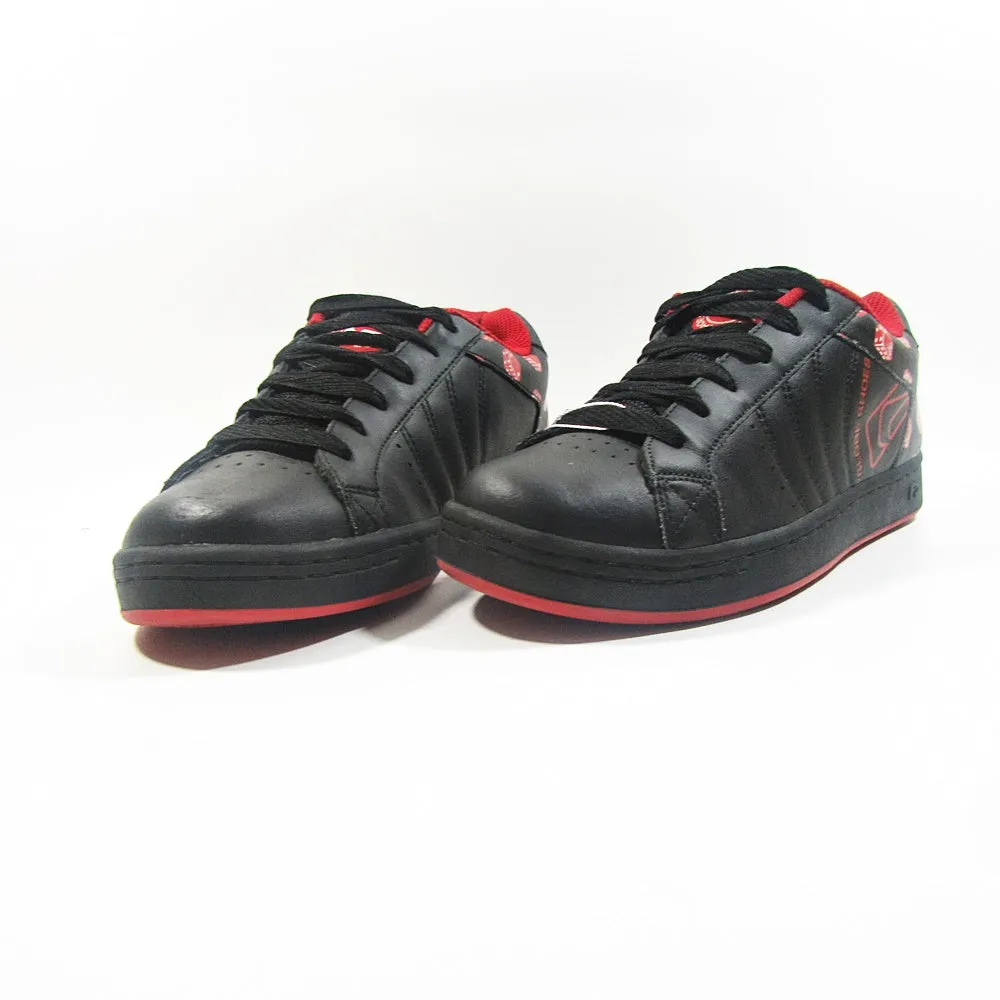 GLOBE Shoes