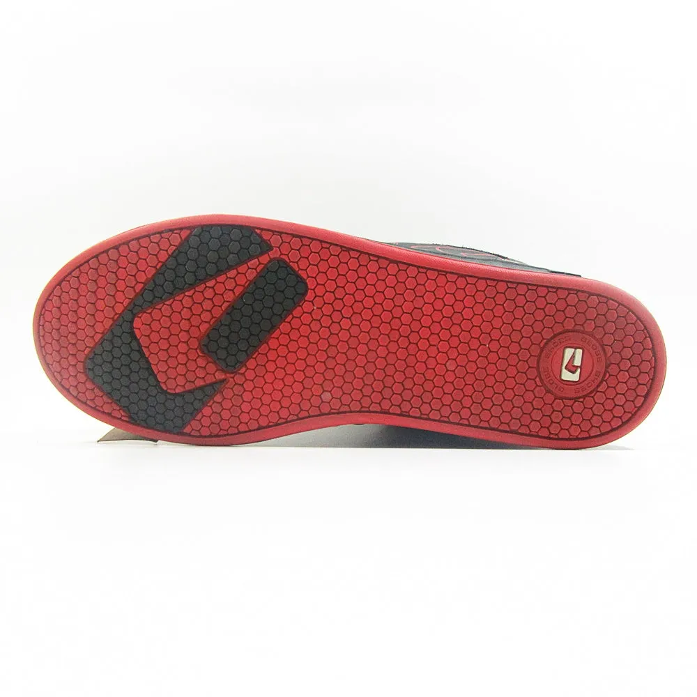 GLOBE Shoes