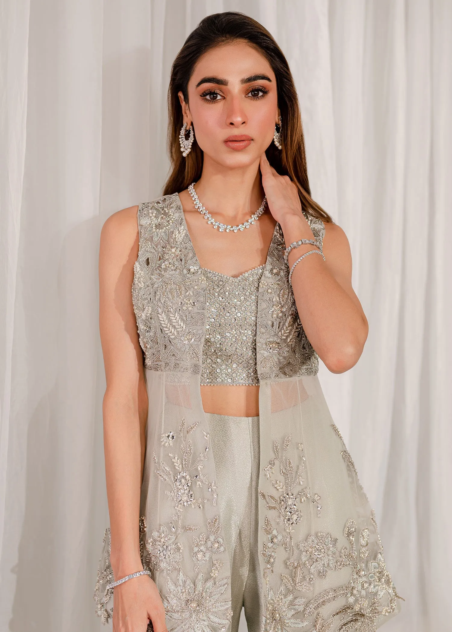 Indian Wedding Dress in Classic Jacket and Pants Style