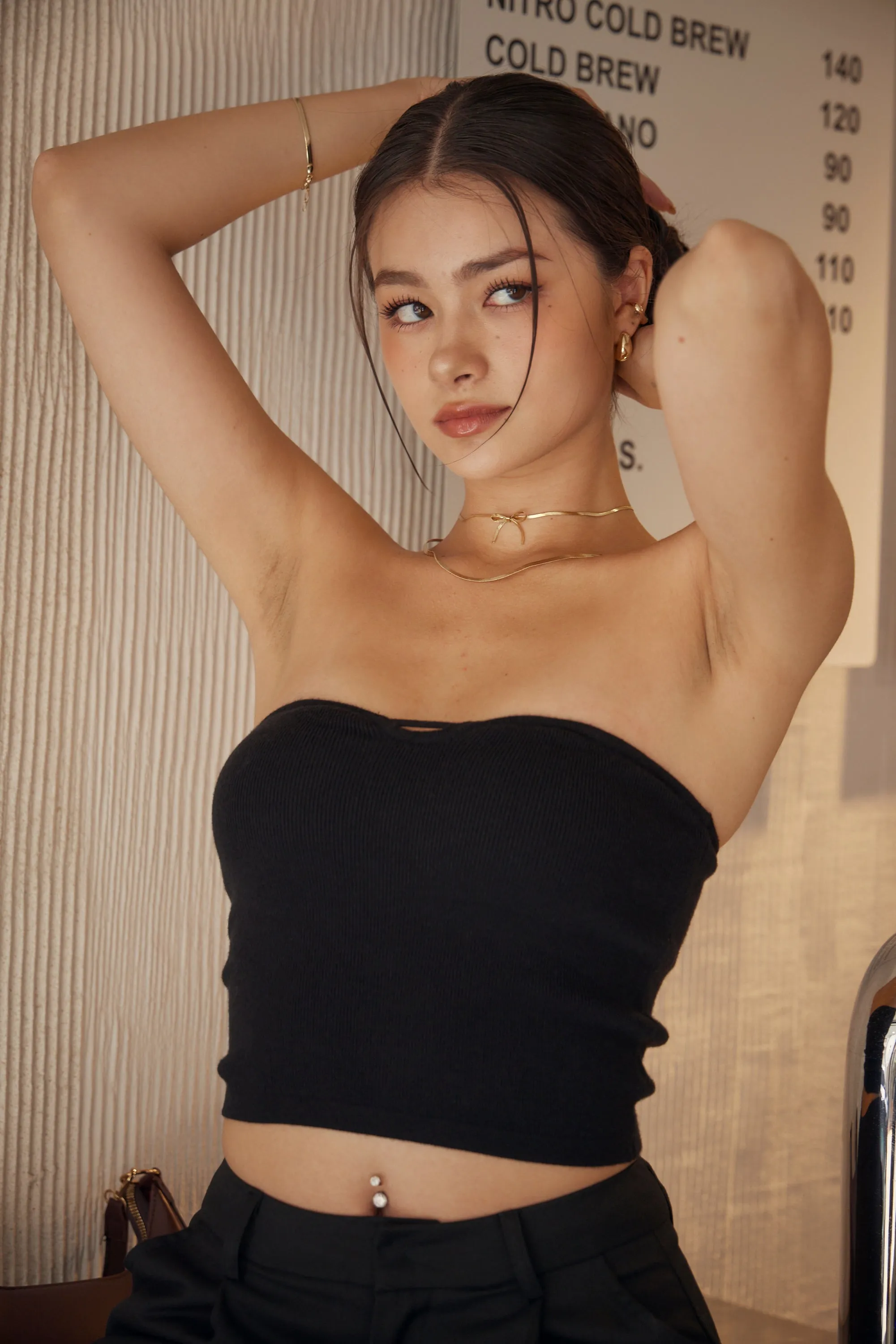 Knit Strapless Bra Top (鏤空針織平口)