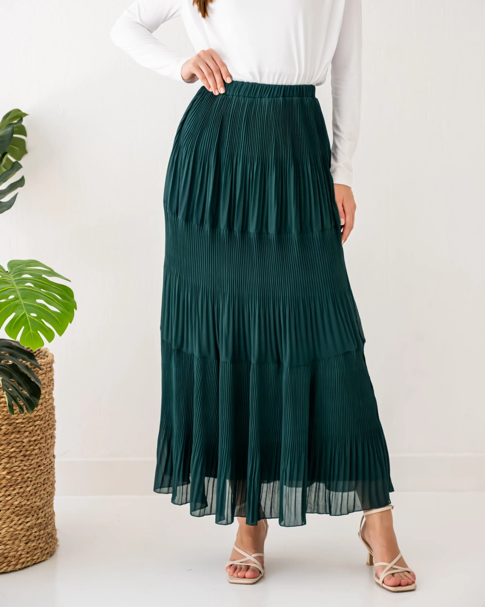 LAYERED CHIFFON PLISSE SKIRT-OLIVE