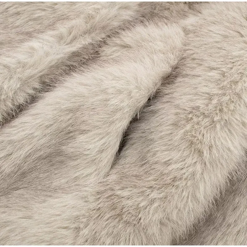Short Faux Fur Coat Women Lapel Autumn Winter Pockets Thick Cool Overcoat Female Buttons Casual Outerwears Stylish High Street