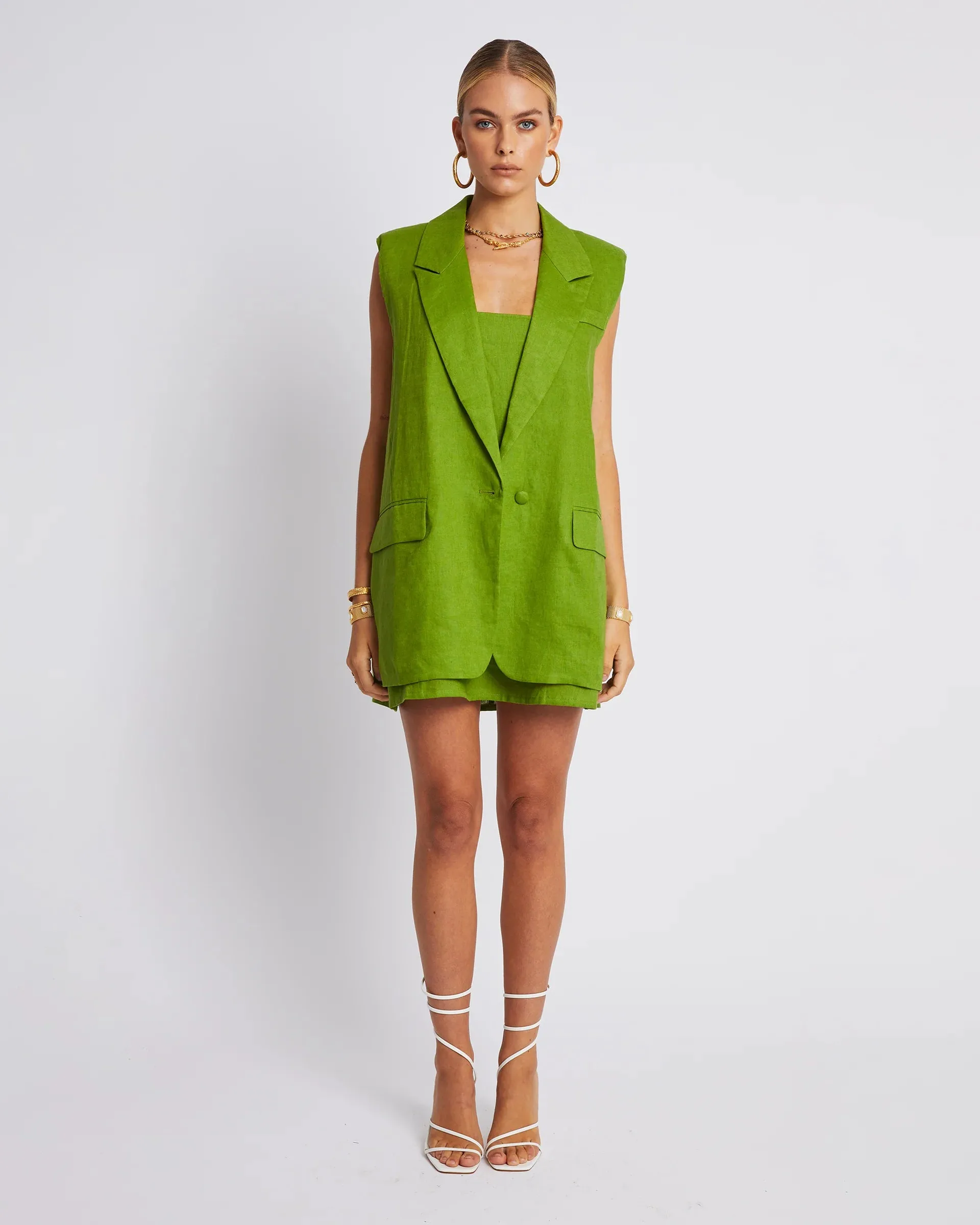 SLEEVELESS BLAZER - OLIVE