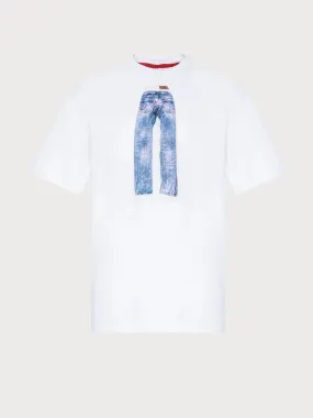 T-shirt with Augmented Jeans